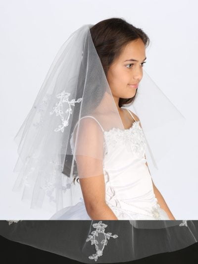 flower girl veil with lace embroidery and floral accents for weddings and communion
